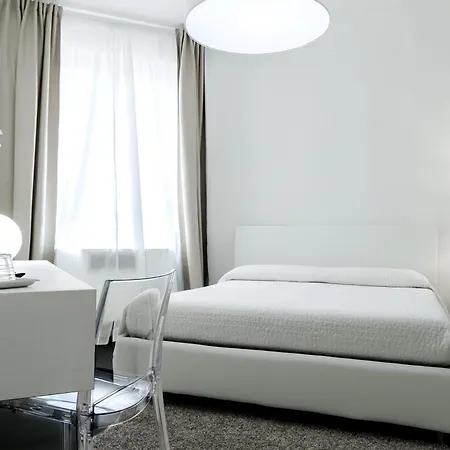 Vittoria Design Di Luce 3* سيينا