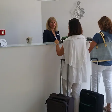 Vittoria - Lucehotels 호텔